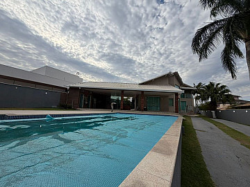 CASA EM CONDOM�NIO FECHADO ALDEIAS DO LAGO LOCA��O