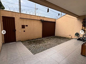 Casa bairro S�o Luiz em Contagem