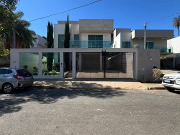 Casa 3 qts no Portal do Sol em Contagem